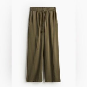 H&M wide cut pull on pants- olive green